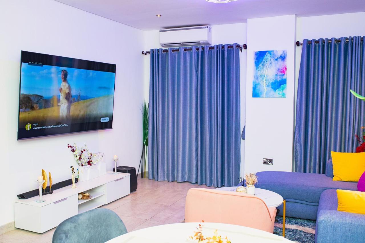 Piano And Gold At The Signature, Tetteh Quarshie Akkra Exterior foto